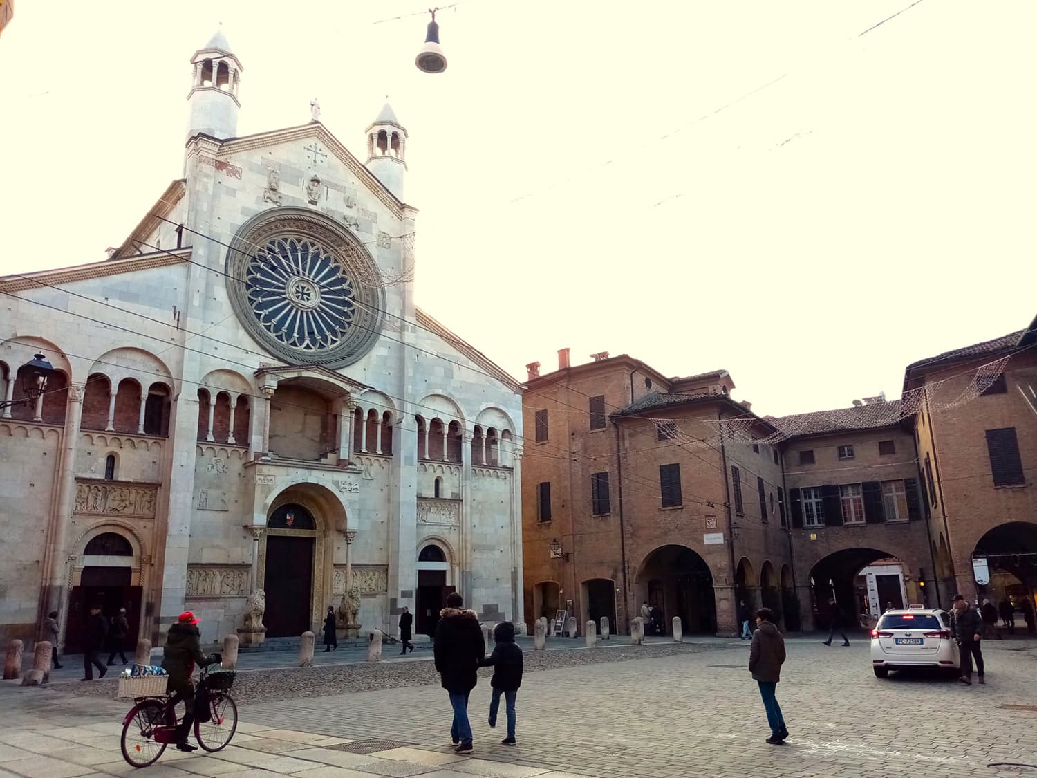 エミリア街道をゆく② 世界遺産の大聖堂、モデナ - イタリア食材