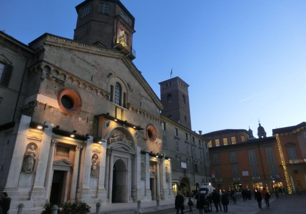 エミリア街道をゆく③イタリア国旗が生まれたレッジョ・エミリア