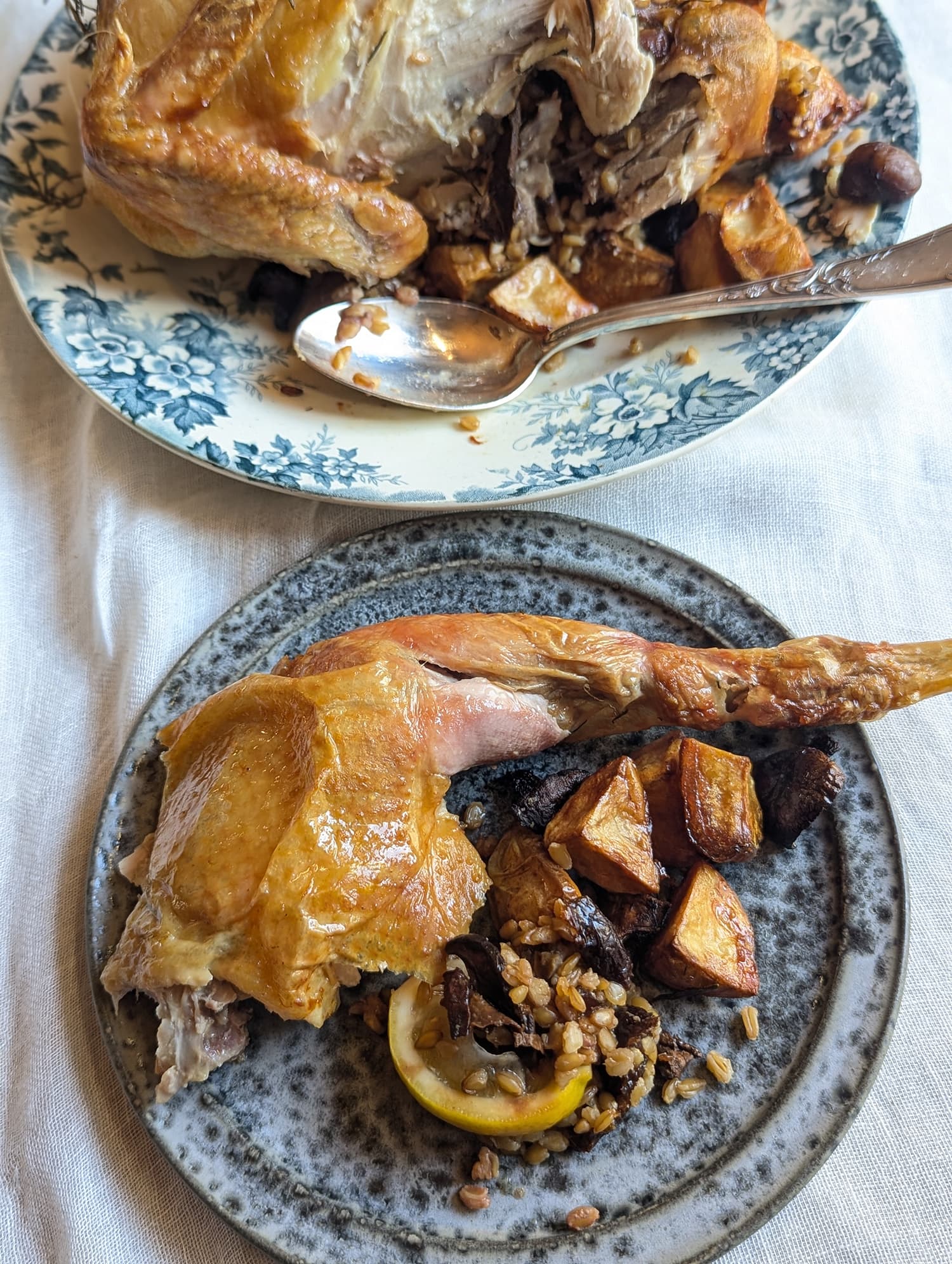 骨付きもも肉のグリル