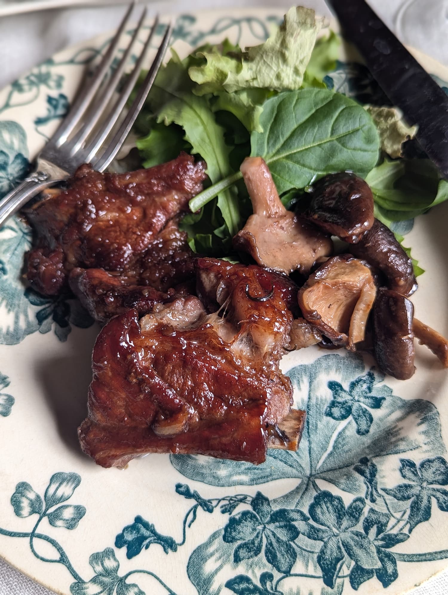 スペアリブのバルサミコソース